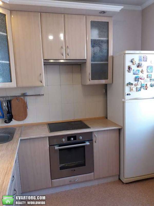 Sell 3-room apartment. Киев,  Ревуцкого — photo 1