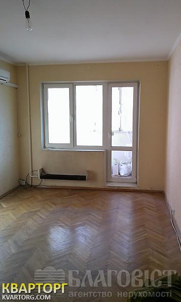 Sell 3-room apartment. Киев,  Депутатская — photo 2