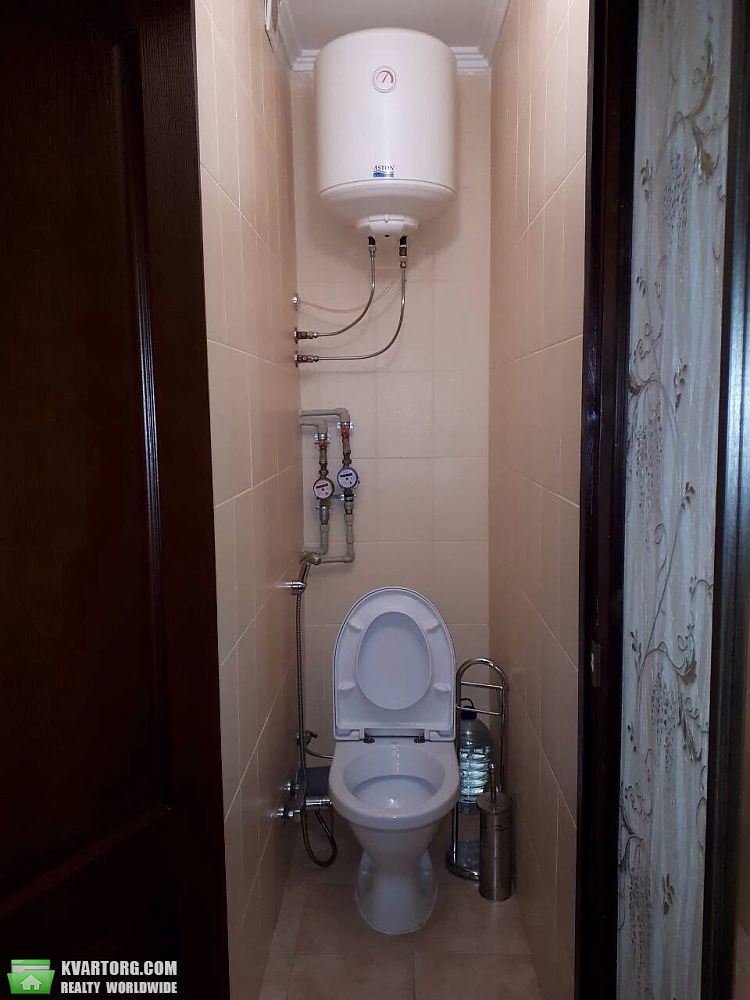 Rent out 2-room apartment. Киев, архипенко — photo 7