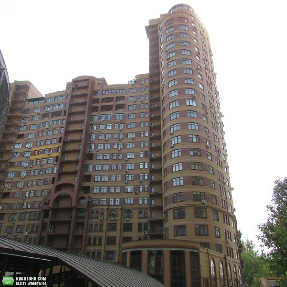 Sell 3-room apartment. Киев,  Щорса — photo 2