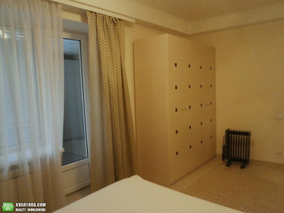 Rent out 2-room apartment. Киев,  Леси Украинки бул — photo 6
