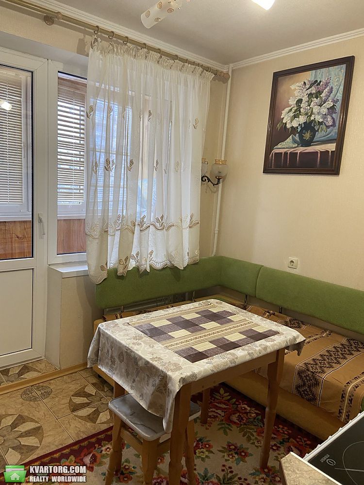 Rent out 1-room apartment. Киев,  Севастопольская — photo 4