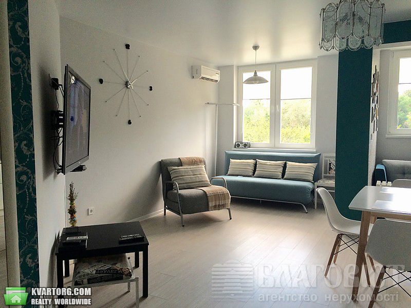 Sell 2-room apartment. Киев,  Рижская — photo 3