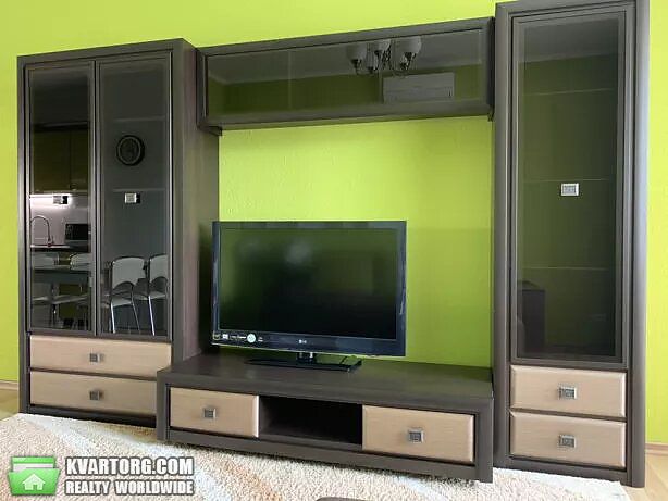 Rent out 2-room apartment. Киев,  Голосеевский пр — photo 1