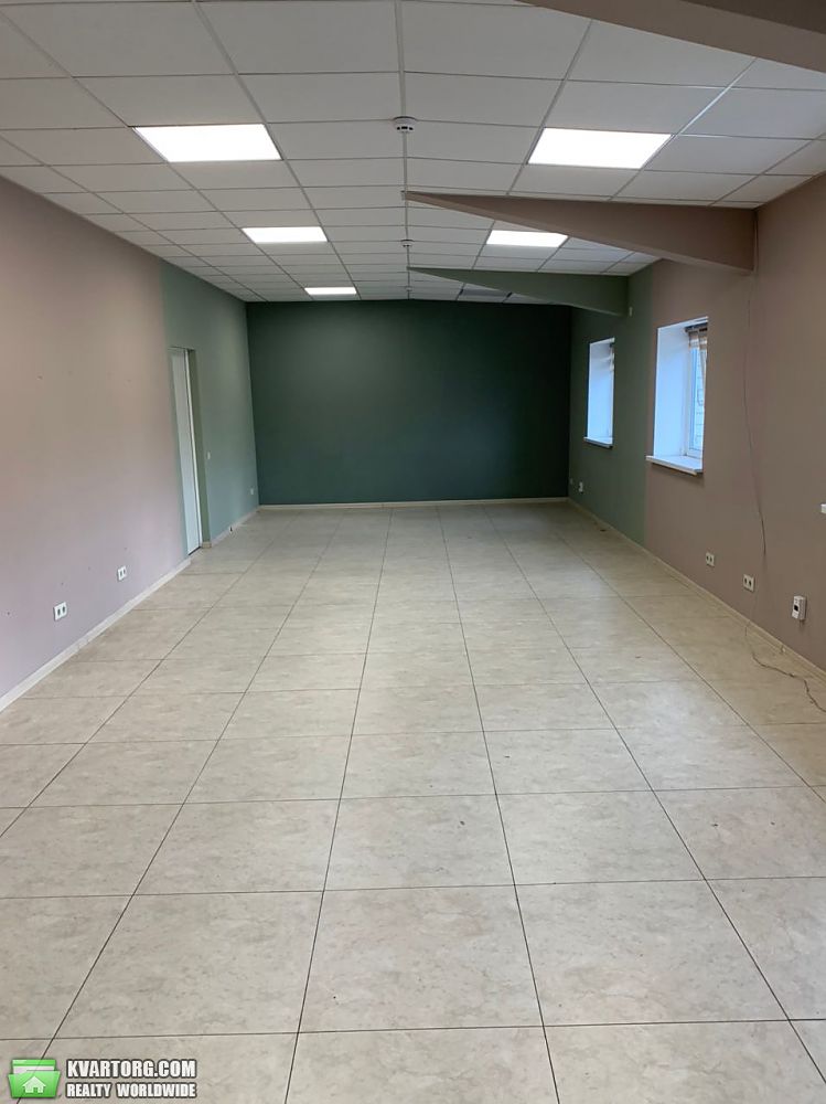 Rent out office. Киев, Новоконстантиновская — photo 2