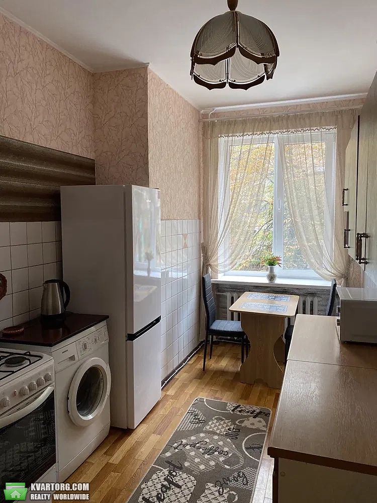 Rent out 2-room apartment. Киев,  Большая Васильковская — photo 6
