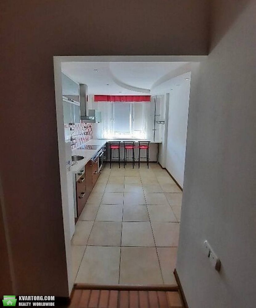 Rent out 2-room apartment. Киев,  Пушиной феодори — photo 5