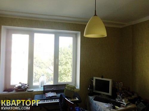 Sell 3-room apartment. Киев,  Каштановая — photo 1