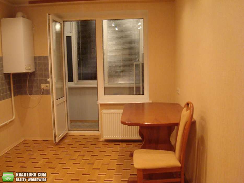 Sell 2-room apartment. Днепропетровск, Красная — photo 1