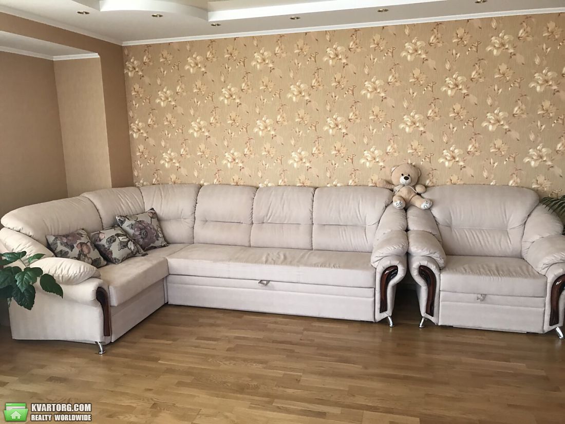 Rent out 3-room apartment. Киев,  Борщаговская — photo 3
