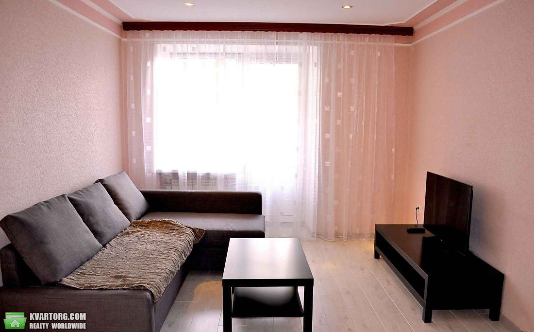 Rent out 1-room apartment. Хмельницкий, Свободы — photo 2