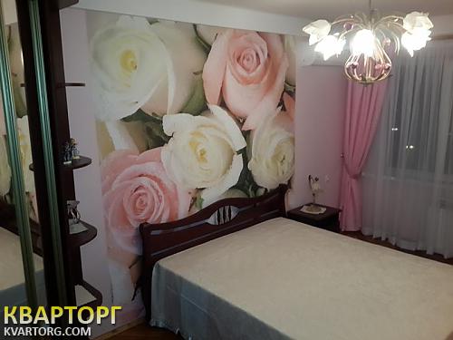 Rent out 2-room apartment. Киев,  Верховного Совета бул — photo 1