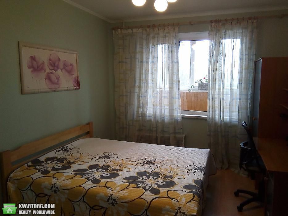 Rent out 2-room apartment. Киев,  Харьковское шоссе — photo 3