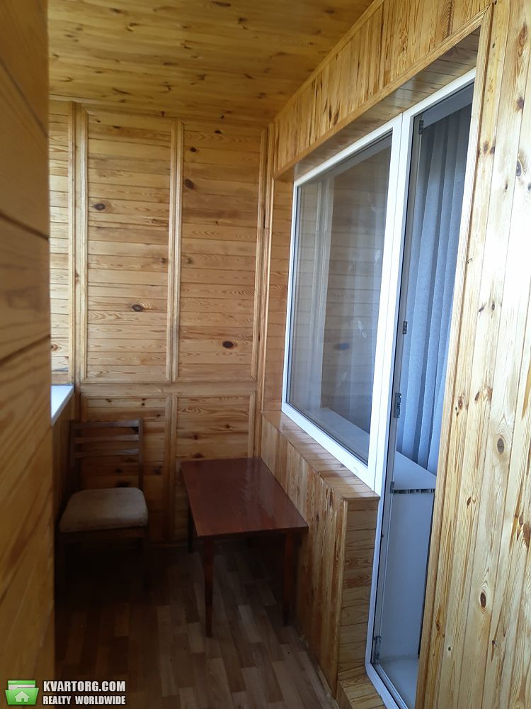 Rent out 2-room apartment. Киев,  Севастопольская — photo 4