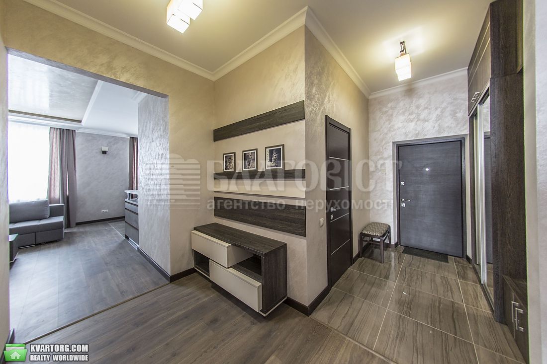 Rent out 3-room apartment. Киев,  Лабораторный пер — photo 7