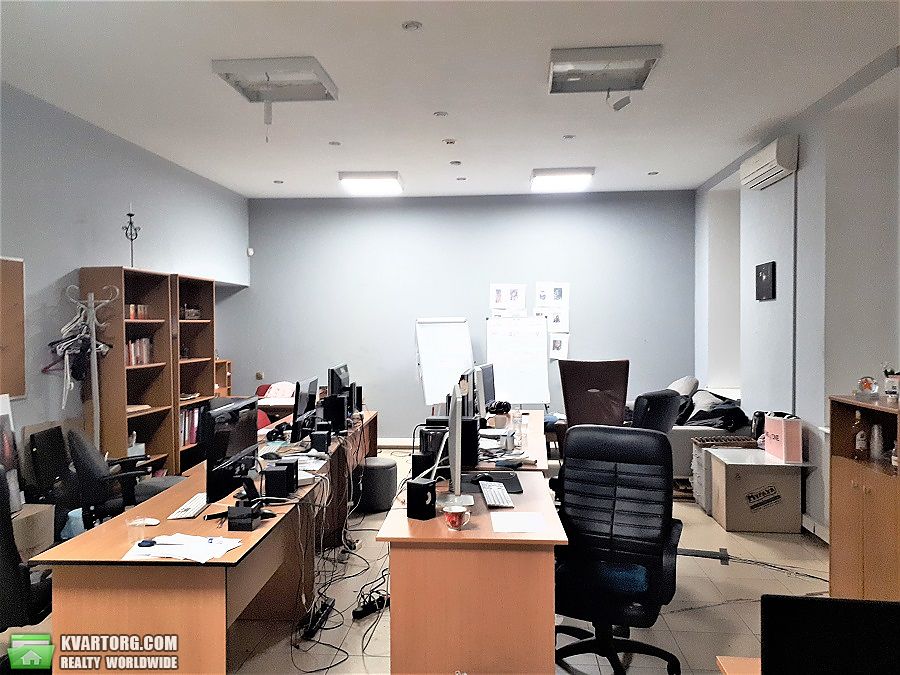 Rent out office. Киев, ул. Некрасовская — photo 1