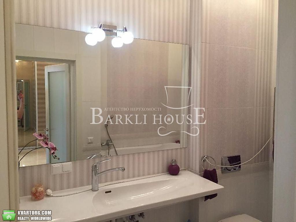 Rent out 1-room apartment. Киев,  Соломенская — photo 9