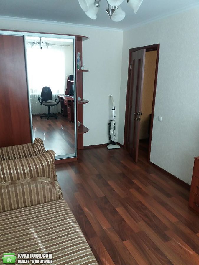 Sell 2-room apartment. Киев, Кирилловская — photo 3