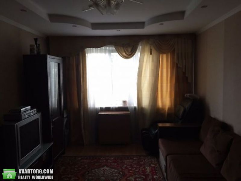 Sell 3-room apartment. Киев,  Маяковского — photo 1
