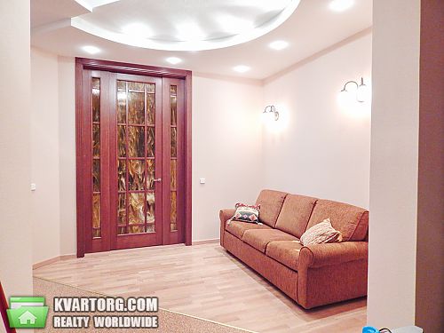 Rent out 3-room apartment. Киев, ул. Старонаводницкая — photo 5