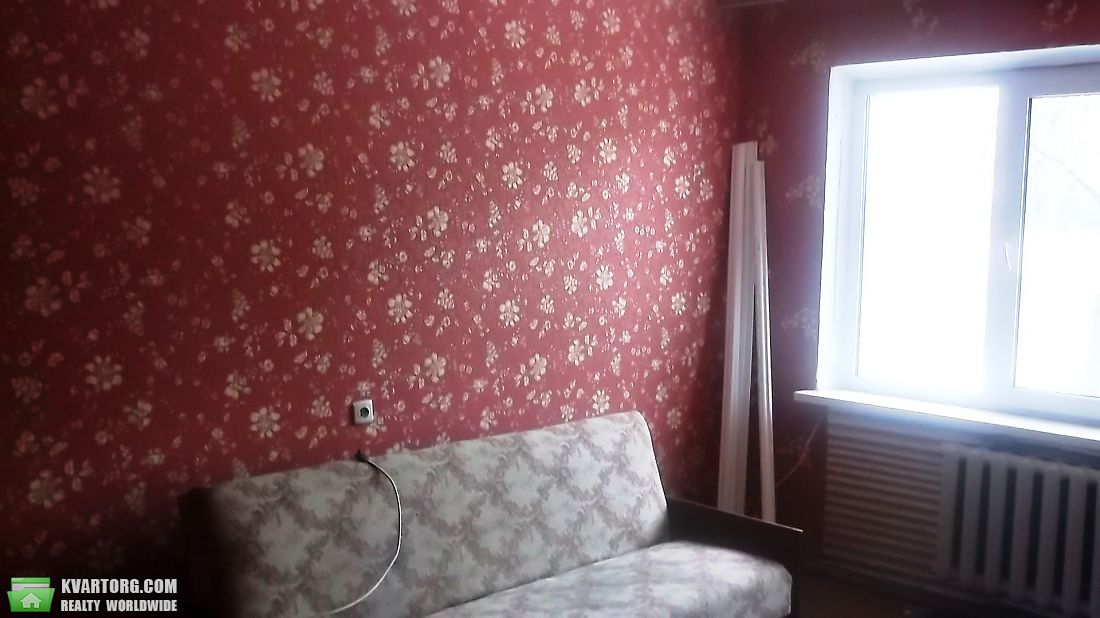 продам 2-комнатную квартиру. Васильков,  Вокзальная - фото 3