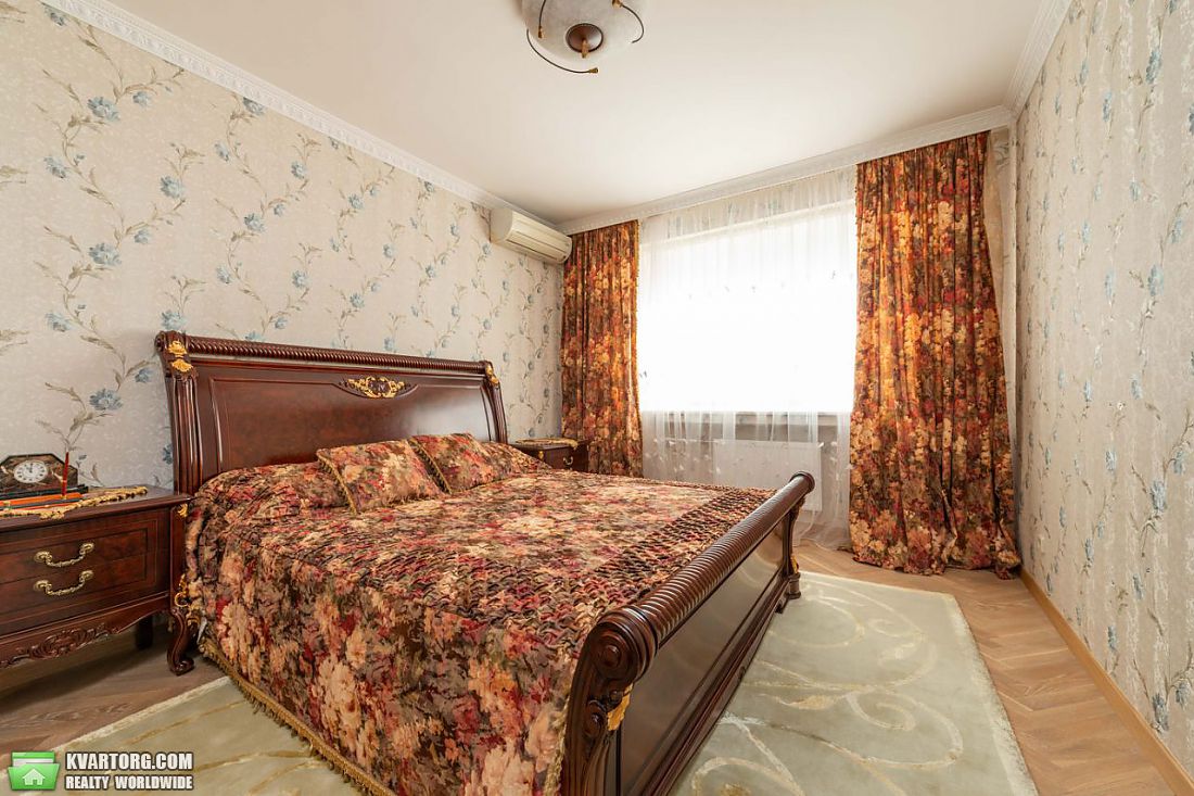 Rent out 3-room apartment. Киев,  Шелковичная — photo 3
