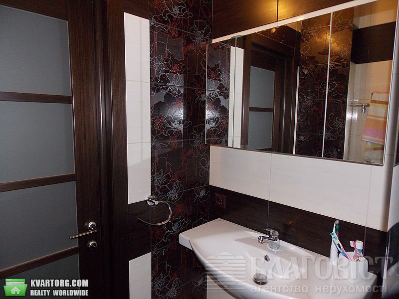 Sell 3-room apartment. Киев,  Вышгородская — photo 3