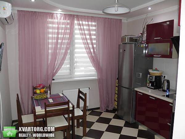 Sell 3-room apartment. Киев,  Ломоносова — photo 2
