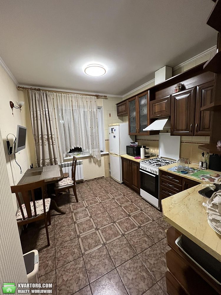 Rent out 3-room apartment. Киев, Стальского — photo 8
