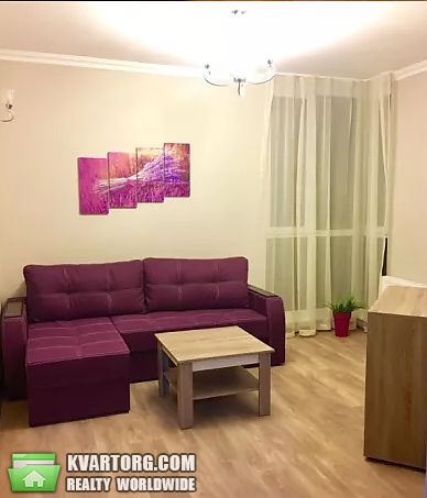 Rent out 2-room apartment. Киев,  Светлая — photo 1