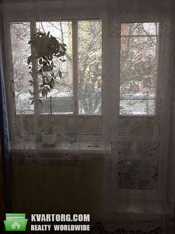 Rent out 2-room apartment. Киев,  Лисковская — photo 1