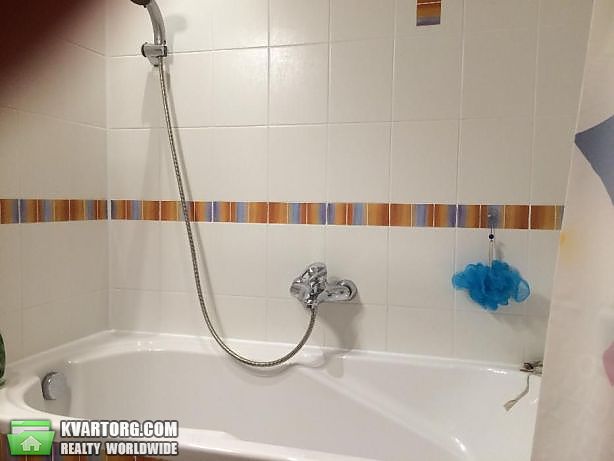 Rent out 2-room apartment. Киев,  Багговутовская — photo 4