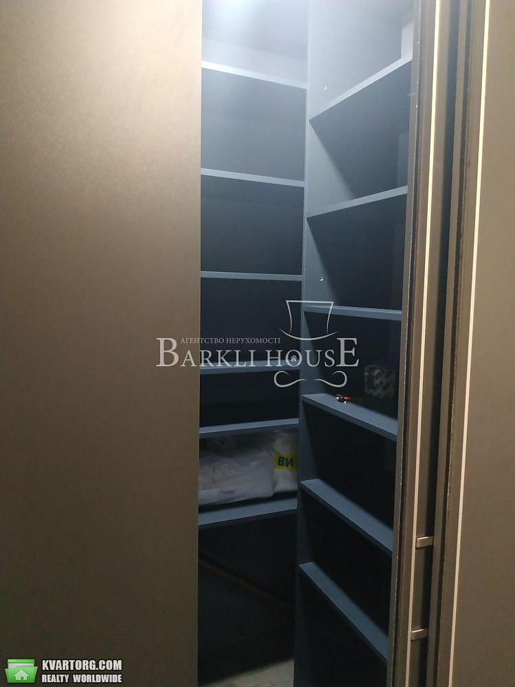 Rent out 2-room apartment. Киев,  Андреевская — photo 7