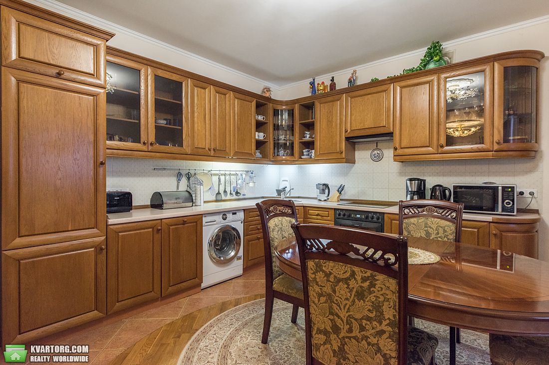 Rent out 3-room apartment. Киев,  Вузовская — photo 5