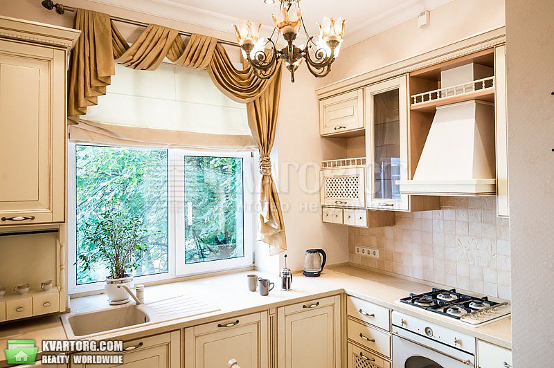 Rent out 2-room apartment. Киев,  Институтская — photo 4
