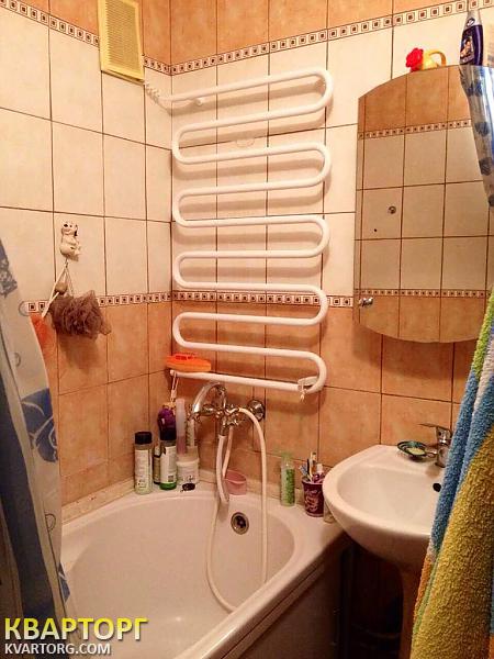 Sell 2-room apartment. Киев,  Набережно –Корчева — photo 2