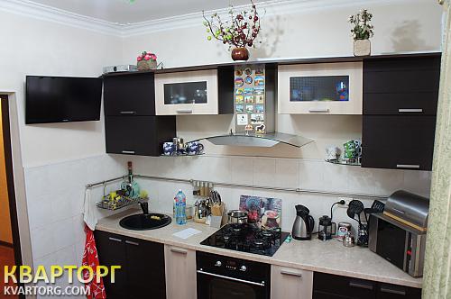 Rent out house. Киев,  Парижской коммуны пер — photo 10