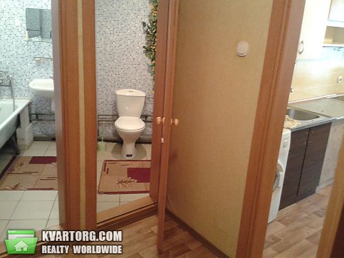 Rent out 2-room apartment. Киев, Урловская — photo 7