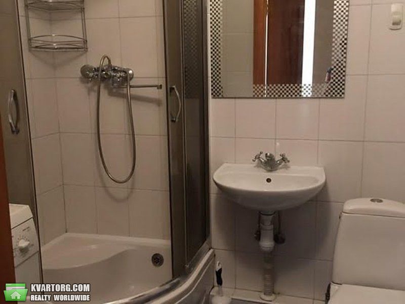 Rent out 1-room apartment. Киев,  Кловский спуск — photo 5