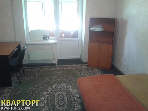 Rent out 2-room apartment. Киев,  Братиславская — photo 4