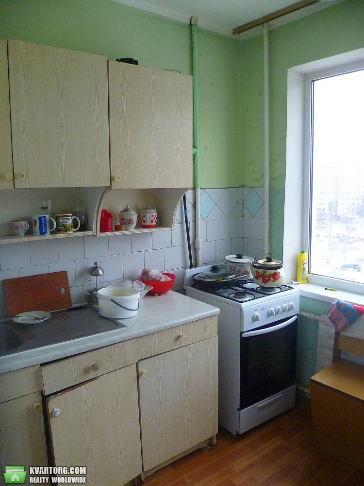 Sell 3-room apartment. Киев,  Приречная — photo 7