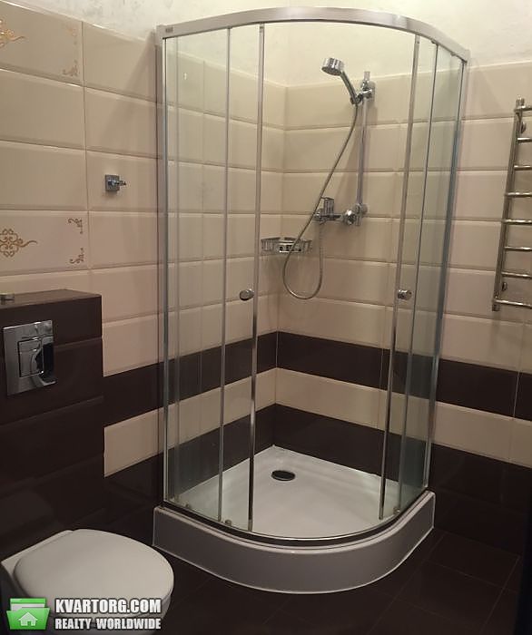 Rent out 2-room apartment. Киев,  Днепровская наб — photo 4