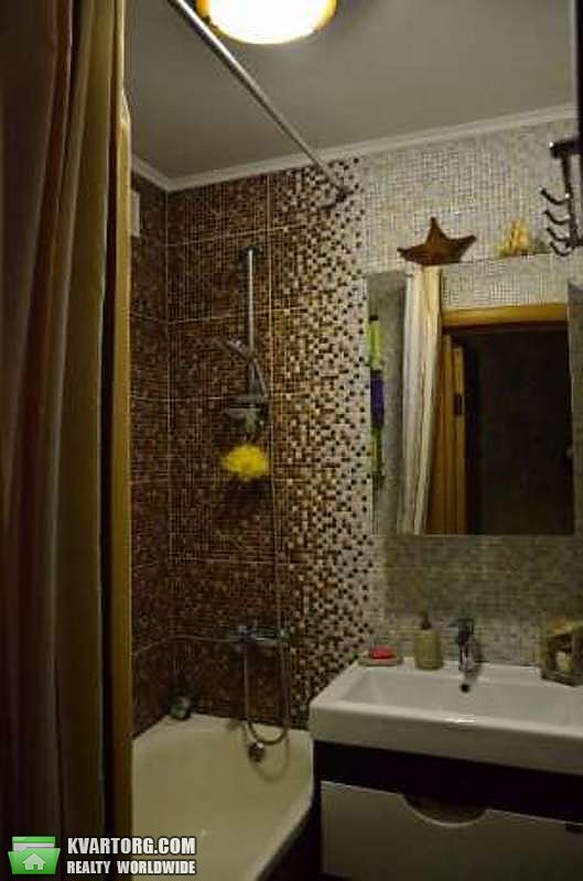 Sell 3-room apartment. Киев,  Зодчих — photo 10