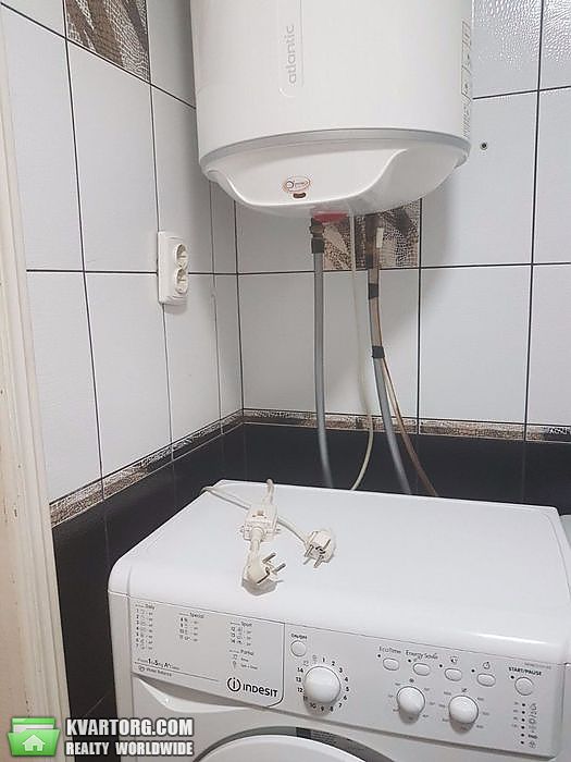 Sell 2-room apartment. Киев,  Булаховского — photo 2