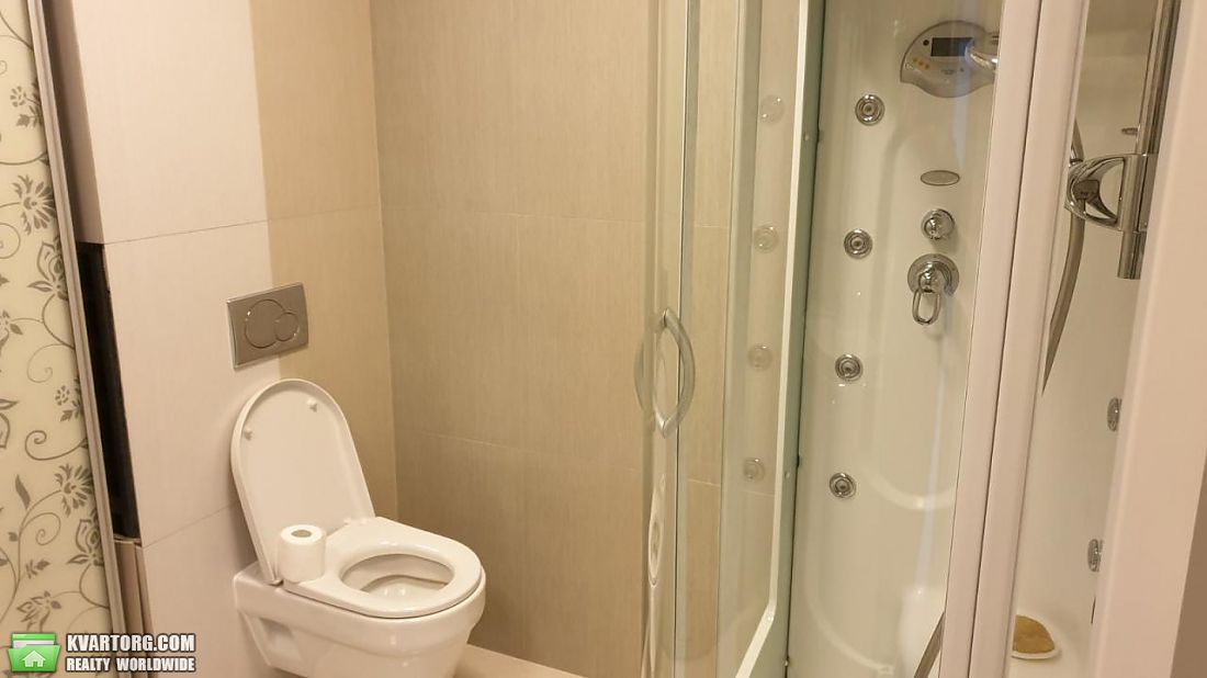 Rent out 3-room apartment. Киев,  Голосеевская — photo 4