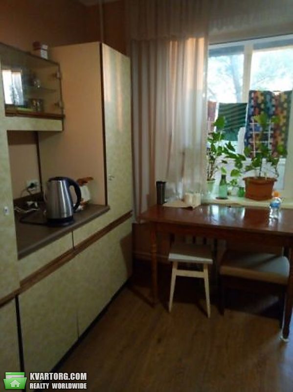 Sell 3-room apartment. Киев,  Радужная — photo 8