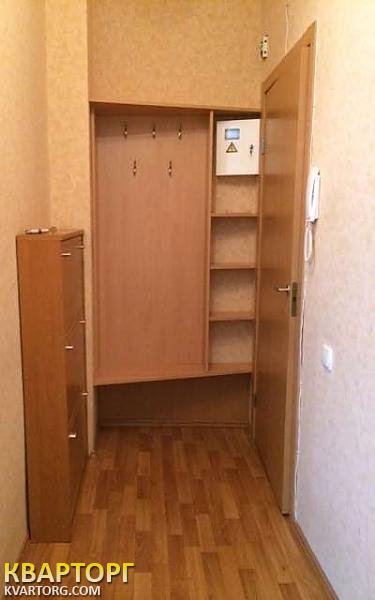 Sell 1-room apartment. Киев,  Уманская — photo 3