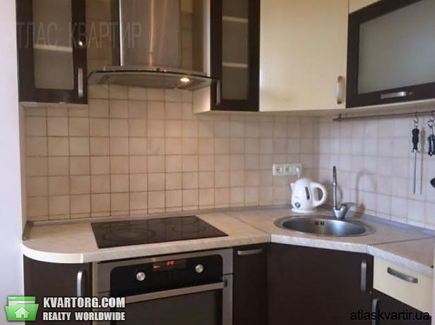 Rent out 2-room apartment. Киев,  Стрелецкая — photo 10