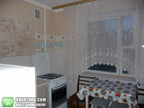 Rent out 3-room apartment. Киев,  Печенежская — photo 7