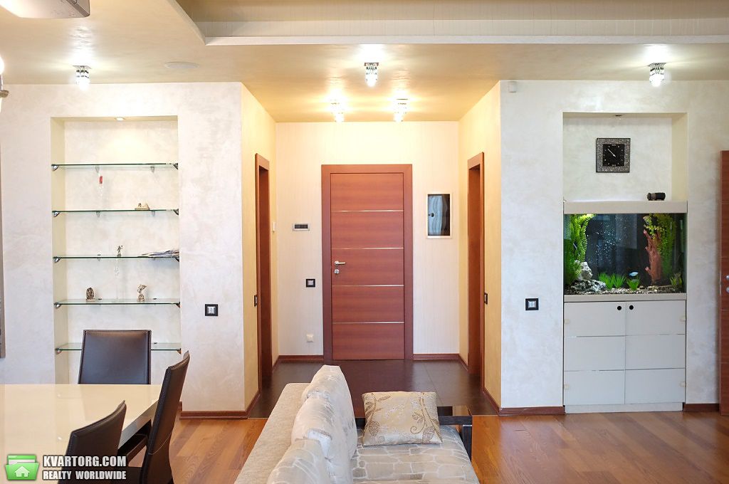 Sell 2-room apartment. Киев,  Жилянская — photo 9